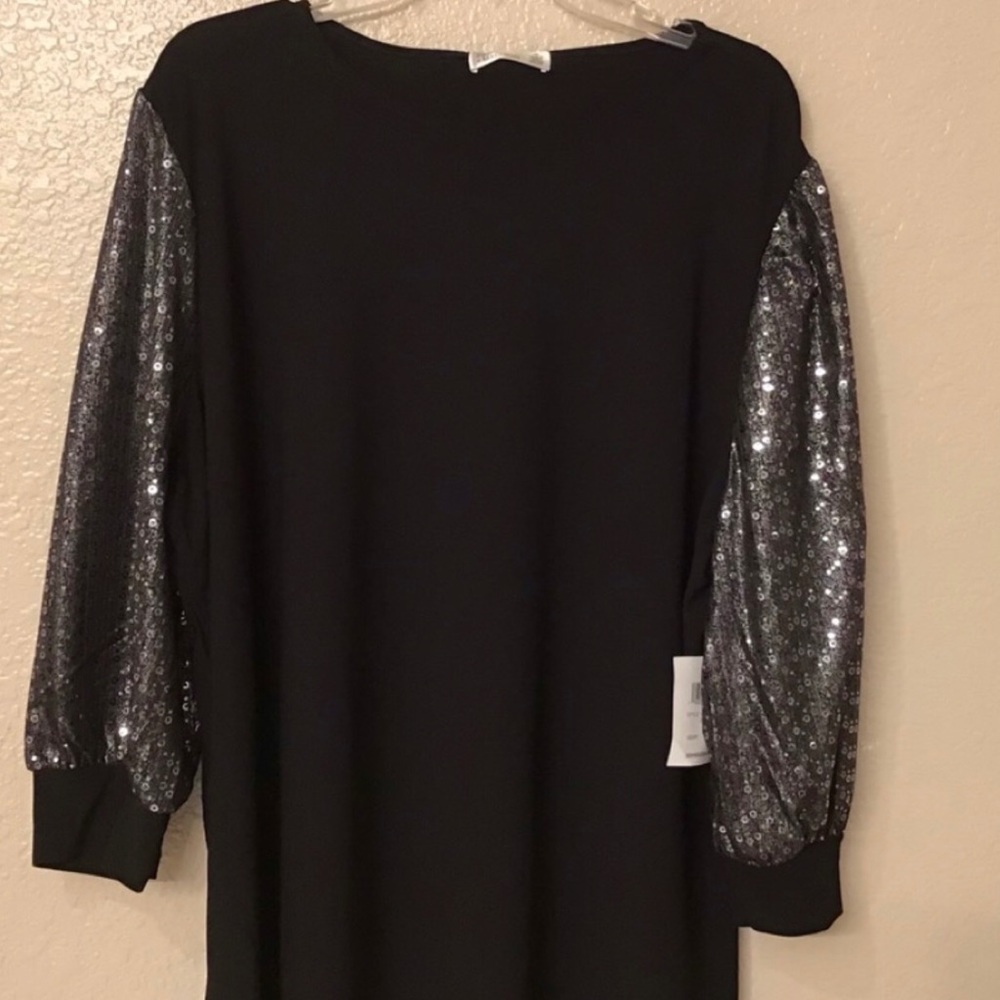 Black Sequin Sleeve Women’s Top